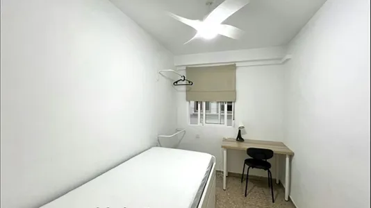 Rooms in Tavernes Blanques - photo 4