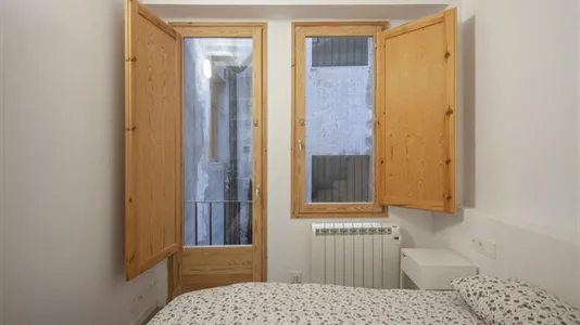 Apartments in Barcelona Ciutat Vella - photo 8