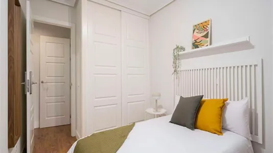 Rooms in Madrid Chamberí - photo 5