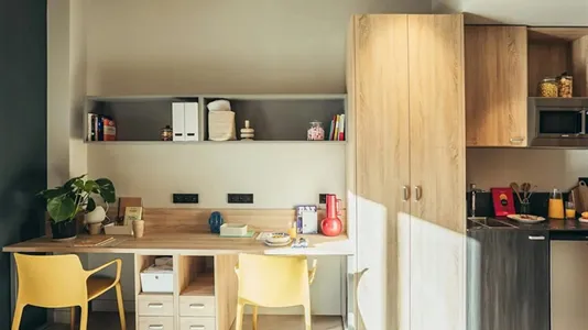 Rooms in Cornellà de Llobregat - photo 4