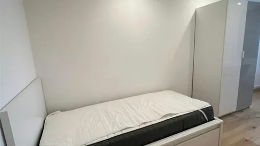 Rooms in Munich Moosach - photo 2