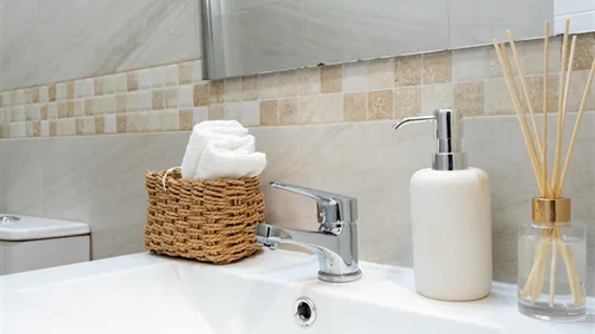 Rooms in Madrid Chamberí - photo 9