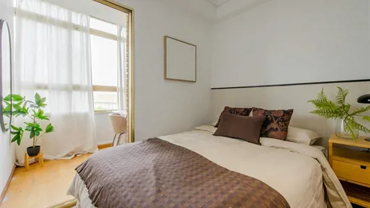 Rooms in Madrid Chamartín - photo 2