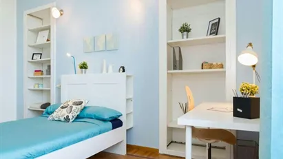 Room for rent in Milano Zona 1 - Centro storico, Milan
