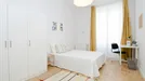 Room for rent, Madrid Centro, Madrid, &lt;span class=&quot;blurred street&quot; onclick=&quot;ProcessAdRequest(13903288)&quot;&gt;&lt;span class=&quot;hint&quot;&gt;See streetname&lt;/span&gt;[xxxxxxxxxxxxx]&lt;/span&gt;