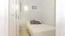 Room for rent, Barcelona Eixample, Barcelona, &lt;span class=&quot;blurred street&quot; onclick=&quot;ProcessAdRequest(13057461)&quot;&gt;&lt;span class=&quot;hint&quot;&gt;See streetname&lt;/span&gt;[xxxxxxxxxxxxx]&lt;/span&gt;