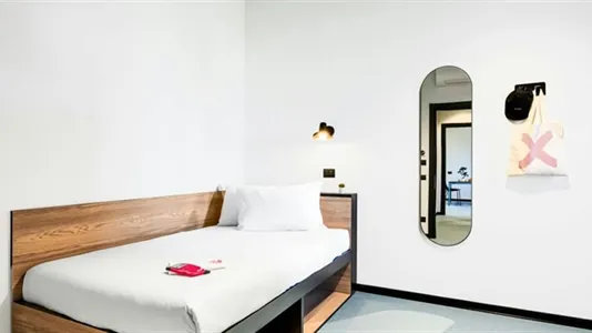 Rooms in Modena - photo 1