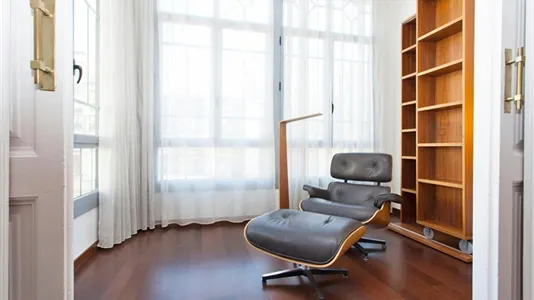 Apartments in Barcelona Eixample - photo 6