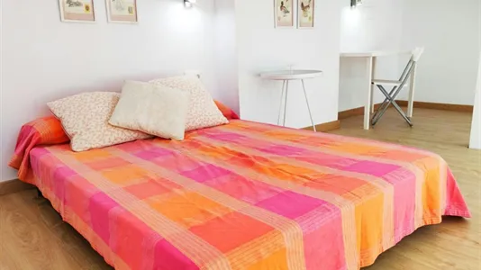 Apartments in Valencia Poblats Marítims - photo 10