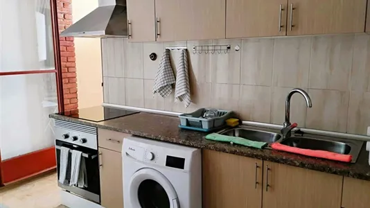 Rooms in Alcalá de Henares - photo 2