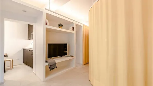 Apartments in Bologna - photo 4