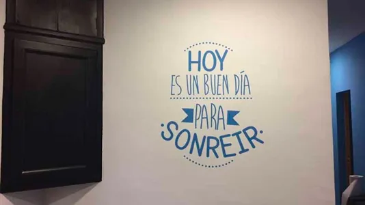 Rooms in Barcelona Ciutat Vella - photo 7