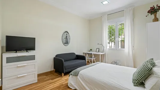 Rooms in Madrid Salamanca - photo 3