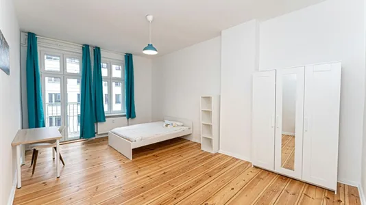 Rooms in Berlin Friedrichshain-Kreuzberg - photo 2