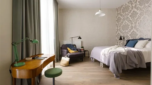 Rooms in Brussels Sint-Gillis - photo 9