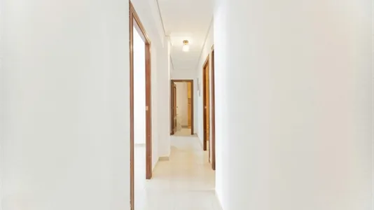 Rooms in la Fontsanta - photo 8