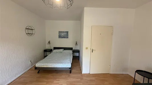 Apartments in Berlin Charlottenburg-Wilmersdorf - photo 3