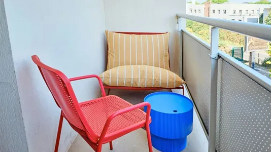 Apartments in Nîmes - photo 9