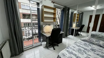 Room for rent in Madrid Chamberí, Madrid