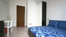 Room for rent, Milano Zona 4 - Vittoria, Forlanini, Milan, Via Augusto Anfossi, Italy