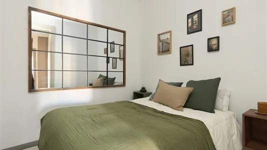 Apartments in Barcelona Eixample - photo 5