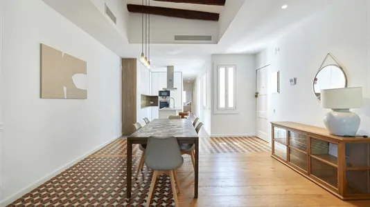 Apartments in Barcelona Ciutat Vella - photo 10