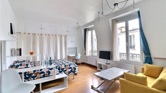 Apartments in Paris 15ème arrondissement - photo 1