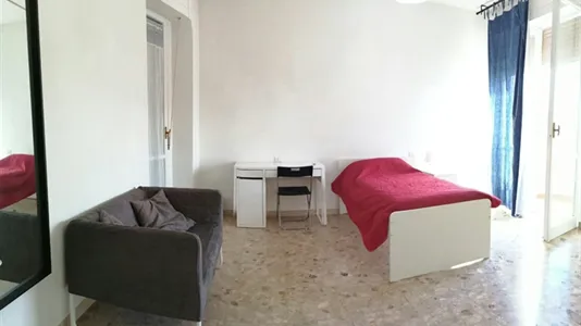 Rooms in Florence - photo 7