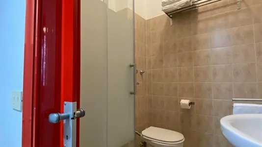 Apartments in Milano Zona 8 - Fiera, Gallaratese, Quarto Oggiaro - photo 4