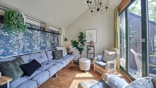 Apartments in Location is not specified - photo 9