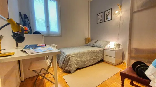 Rooms in Madrid Chamberí - photo 2