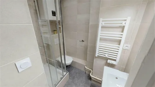 Rooms in Lyon - photo 10