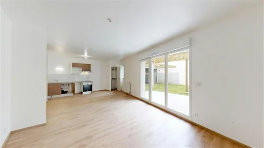 Apartments in Rouen - photo 2