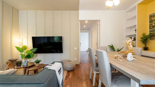 Rooms in Barcelona Ciutat Vella - photo 8