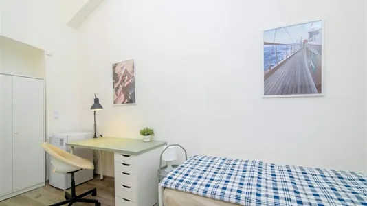 Apartments in Location is not specified - photo 5