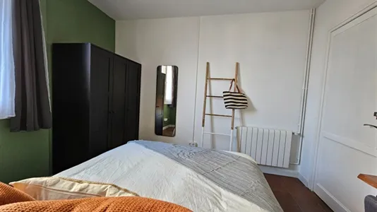 Rooms in Barcelona Eixample - photo 9