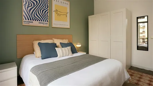 Rooms in Barcelona Eixample - photo 2