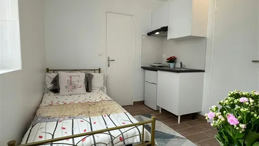 Apartments in Créteil - photo 2