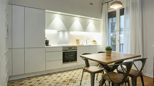 Apartments in Barcelona Ciutat Vella - photo 9