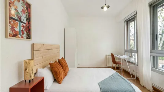 Rooms in Madrid Hortaleza - photo 2