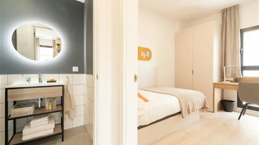 Rooms in Sevilla Triana - photo 5