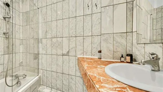 Rooms in Paris 15ème arrondissement - photo 10