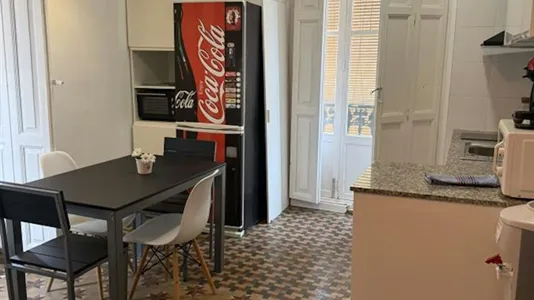 Apartments in Valencia Extramurs - photo 1