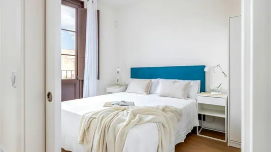 Apartments in Barcelona Ciutat Vella - photo 9