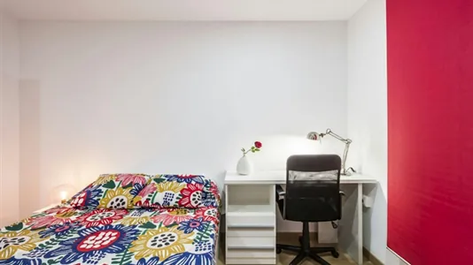 Rooms in Valencia Ciutat Vella - photo 3