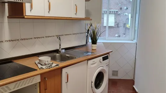 Rooms in Madrid Tetuán - photo 8