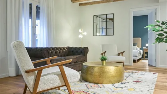 Apartments in Barcelona Ciutat Vella - photo 3
