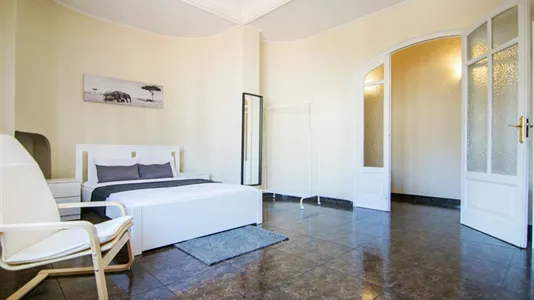 Rooms in Valencia L'Eixample - photo 1