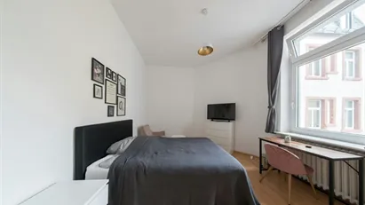 Room for rent in Frankfurt (region)