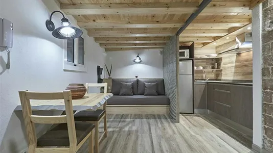 Apartments in Barcelona Ciutat Vella - photo 1